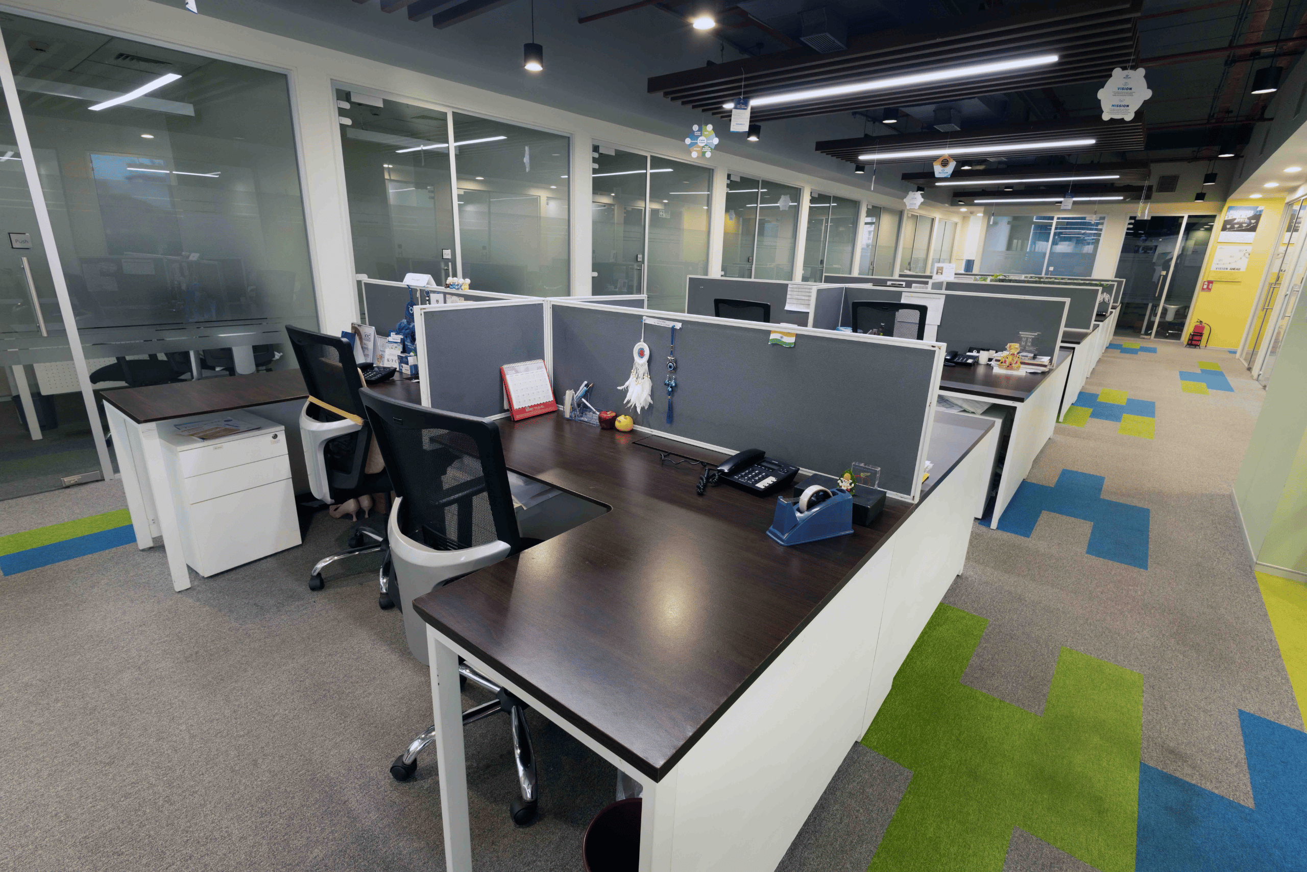 Workstation (4)